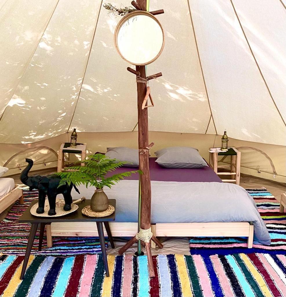Le Travers Ajoux - Camping Gite Evenement Exterior photo